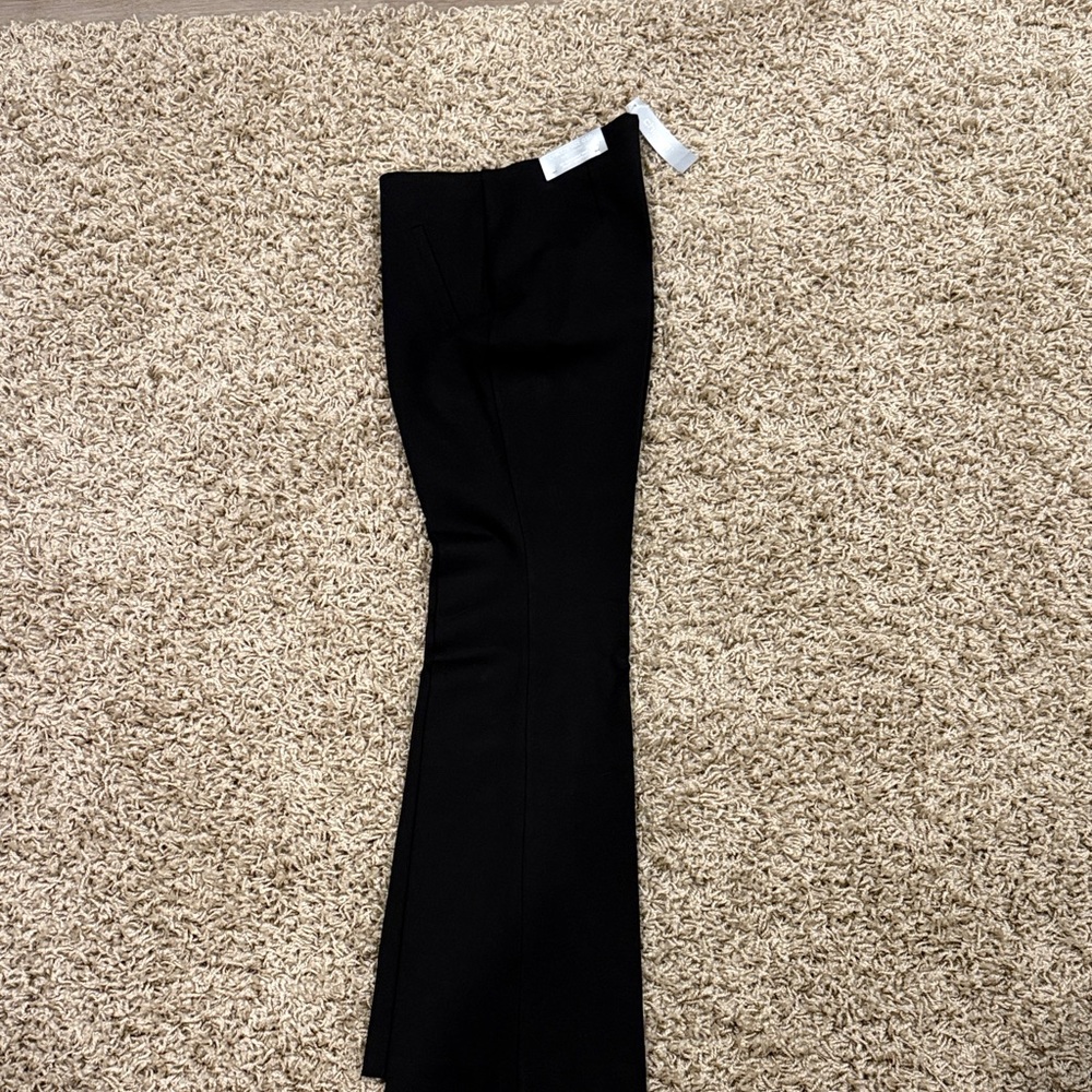 Chico's  Black bootcut Trouser. Juliet so slimming 360. Size 6R. New with tags